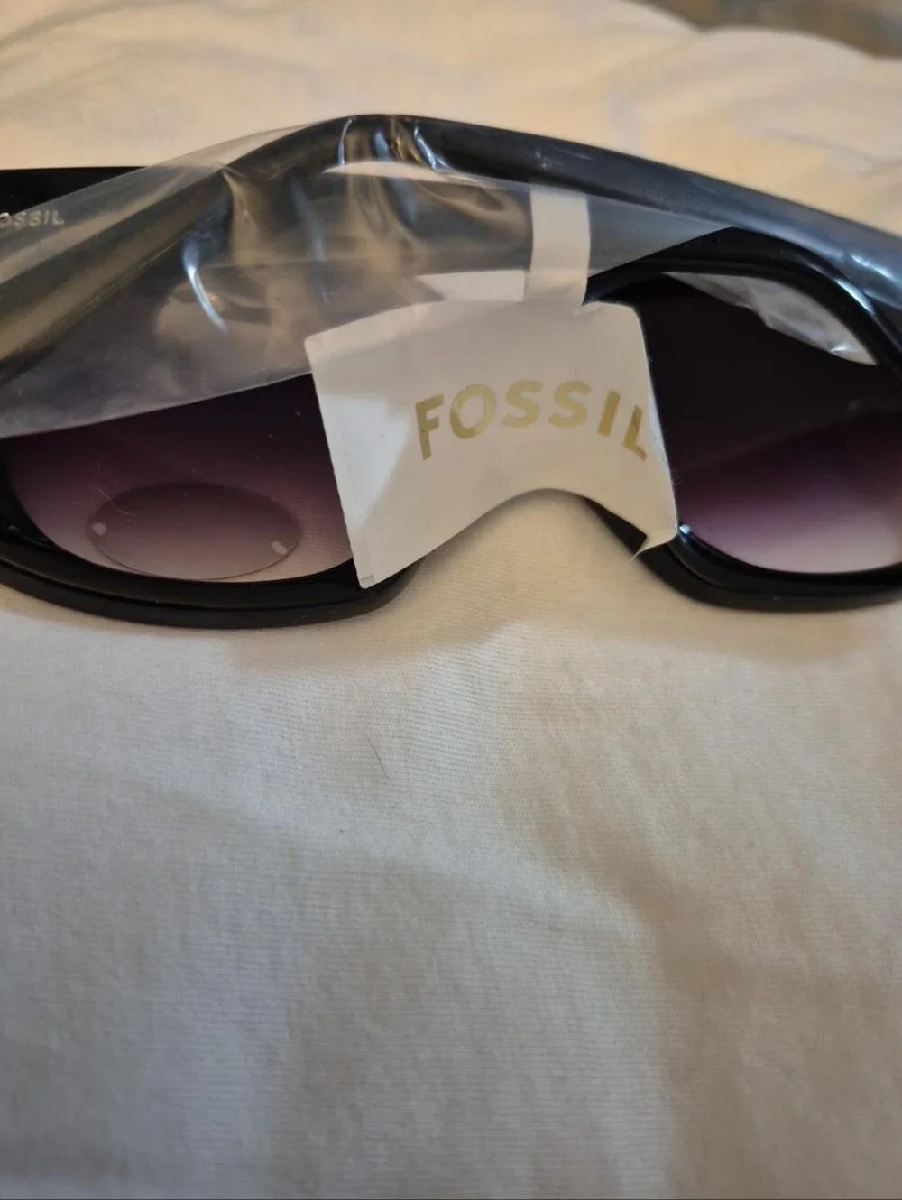 NEW OLD STOCK / NWT Fossil Sunglasses